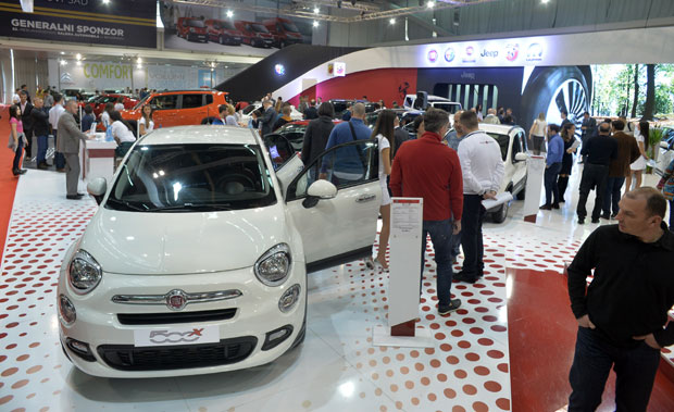 Продаја нових кола порасла за 12,3 одсто